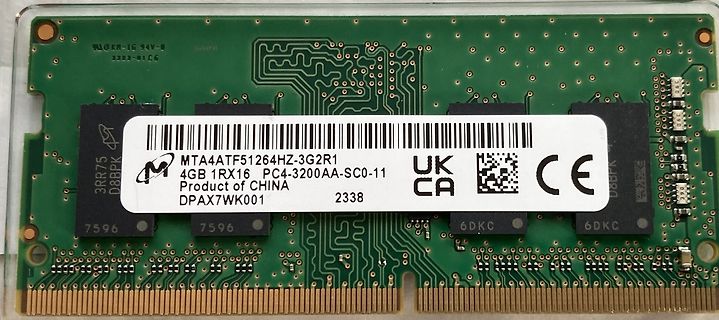 RAM-Modul mit Etikett