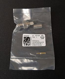 Elektronikkomponenten in einer Plastiktüte