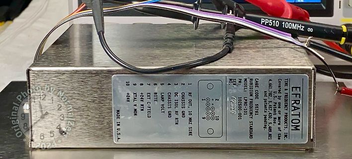 Efratom Rubidium Frequenzstandard mit Anschlussbelegung