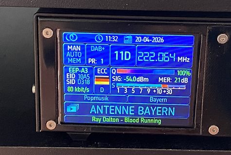 Display eines DAB+ Radioempfängers
