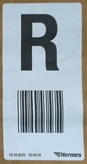 Etikett mit Buchstabe R, Barcode und Hermes Logo