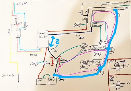 Handgezeichneter Schaltplan mit ESP32 und Strommessung