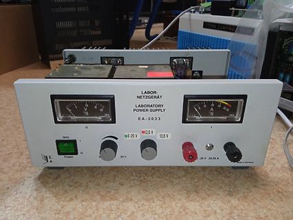 Labornetzgerät EA-3033