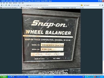 Typenschild eines Snap-on Radwuchters