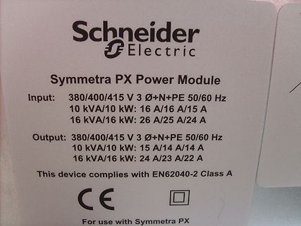 Typenschild eines Schneider Electric Symmetra PX Power Module