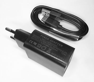 Netzteil mit USB-Kabel