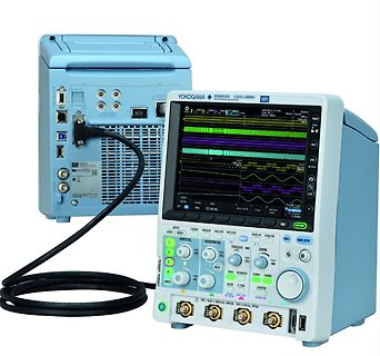 Yokogawa Oszilloskop mit Messkurven