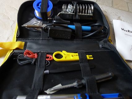 Lötkoffer-Set in einer Tasche