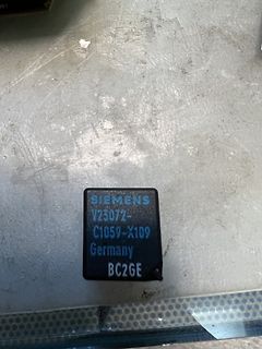Siemens Bauteil mit Typenbezeichnung