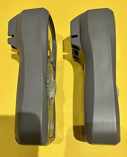 Zwei Multimeter Gehäuse