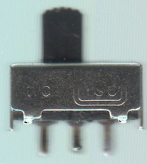 Elektronisches Bauteil in SOT-223 Gehäuse