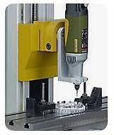 Fräsmaschine oder Bohrständer für Werkstücke