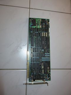 Alte ISA-Steckkarte mit integrierten ICs