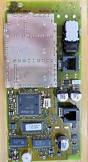 Bestückte Leiterplatte mit Infineon Mikrocontroller und Kühlkörper