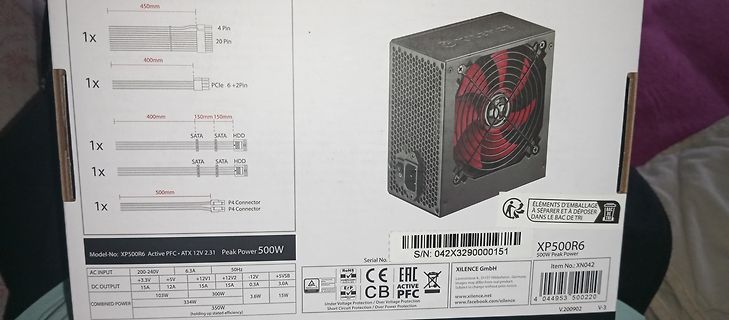 Verpackung eines Xilence XP500R6 Netzteils