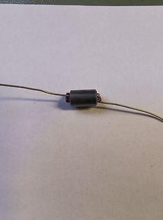 Elektrolytkondensator mit Drähten