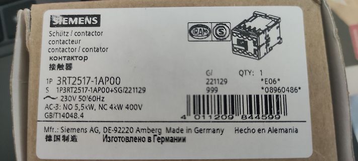 Etikett eines Siemens Schützes