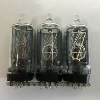 Drei Elektronenröhren