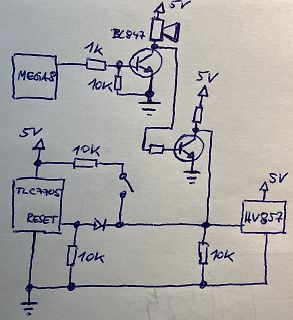Handgezeichneter Schaltplan mit Transistoren und Mikrocontroller