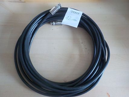 Coaxialkabel mit Anschlüssen