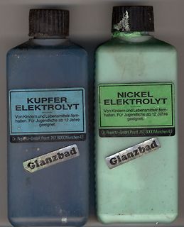 Flaschen mit Elektrolyt für Galvanik