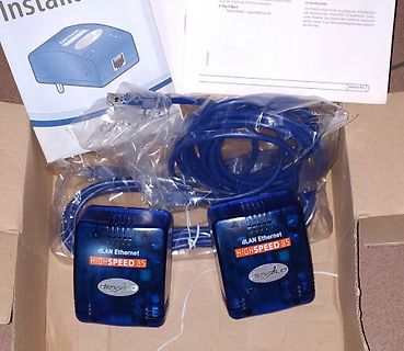 Zwei devolo dLAN Ethernet Highspeed 85 Adapter und Anleitung