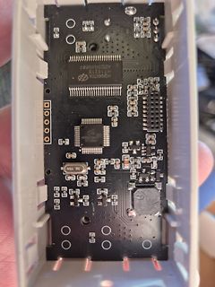 Foto einer Leiterplatte mit integriertem Chip
