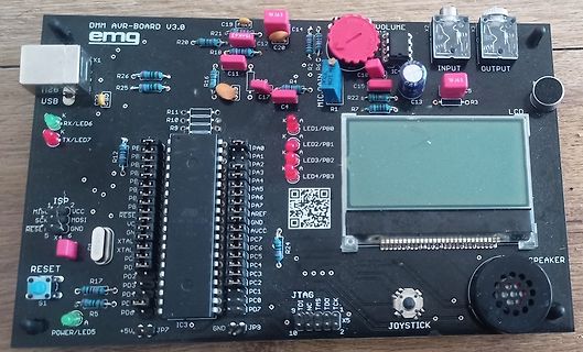 DMM AVR-BOARD V3.0 Leiterplatte mit LCD und Joystick