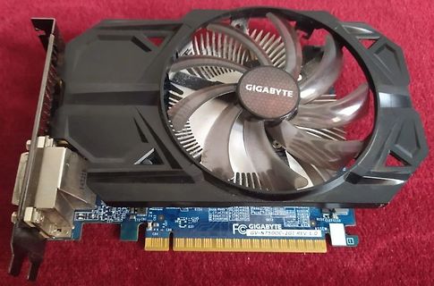 Gigabyte Grafikkarte mit Kühler