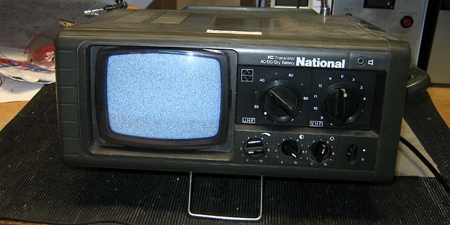 Altes National IC Transistor Radio/Fernseher