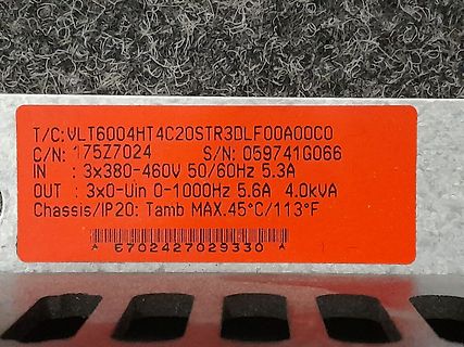 Typenschild eines elektronischen Geräts