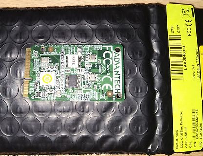 AdvanTech Leiterplatte auf Verpackung