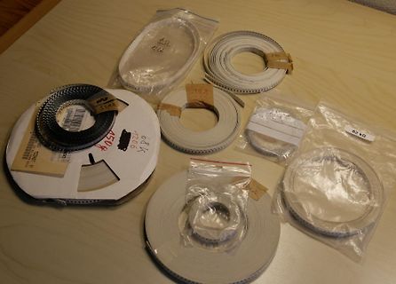 Rollen von Widerständen in Plastikverpackungen