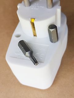 Modifizierter Eurostecker mit Bit-Einsätzen