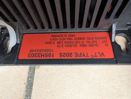 Typenschild eines VLT Netzteils