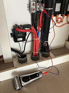 Verkabelung eines elektrischen Systems und Elektrorasierer