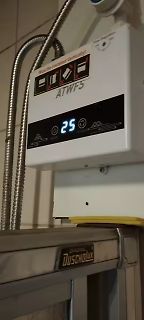 Elektronisches Display eines Durchlauferhitzers