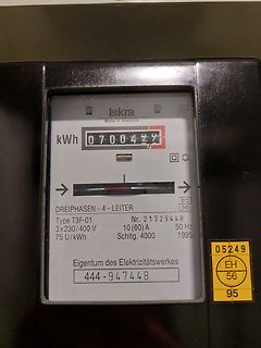 Stromzähler der Marke Iskra
