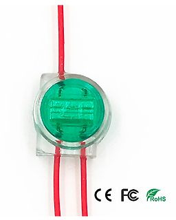 Grüne LED mit roten Kabeln
