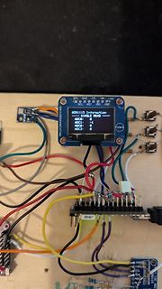 Aufbau mit ADS1115 ADC Modul auf Holzbrett