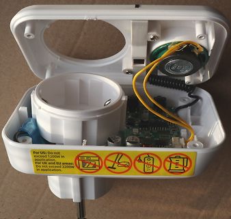 Innenansicht eines geöffneten elektronischen Geräts