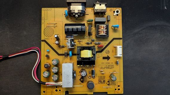 Bestückte Leiterplatte eines Netzteils