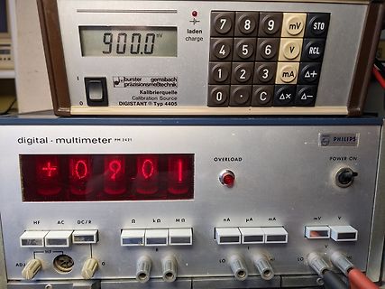 Kalibrierquelle und digitales Multimeter