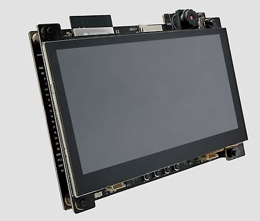 Leiterplatte mit Display und Anschlüssen