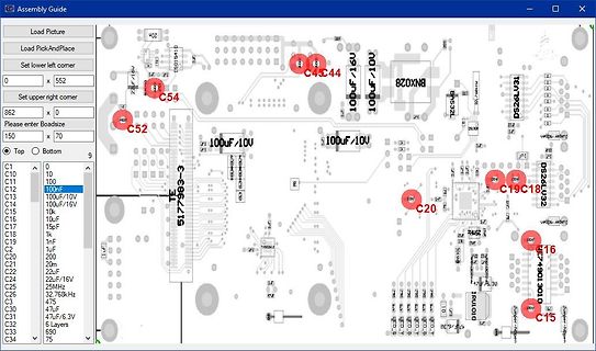 CAD-Ansicht eines Leiterplatten-Layouts mit Bestückungsdaten