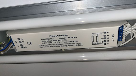 Aufkleber eines elektronischen Vorschaltgeräts