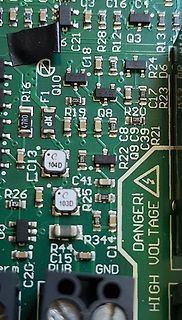 Nahaufnahme einer Leiterplatte mit SMD-Bauteilen