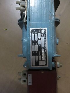 Typenschild eines Elektromotors