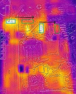 Wärmebild einer Leiterplatte mit markierten Hotspots