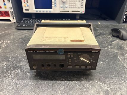 Philips PM 2519 automatisches Multimeter
